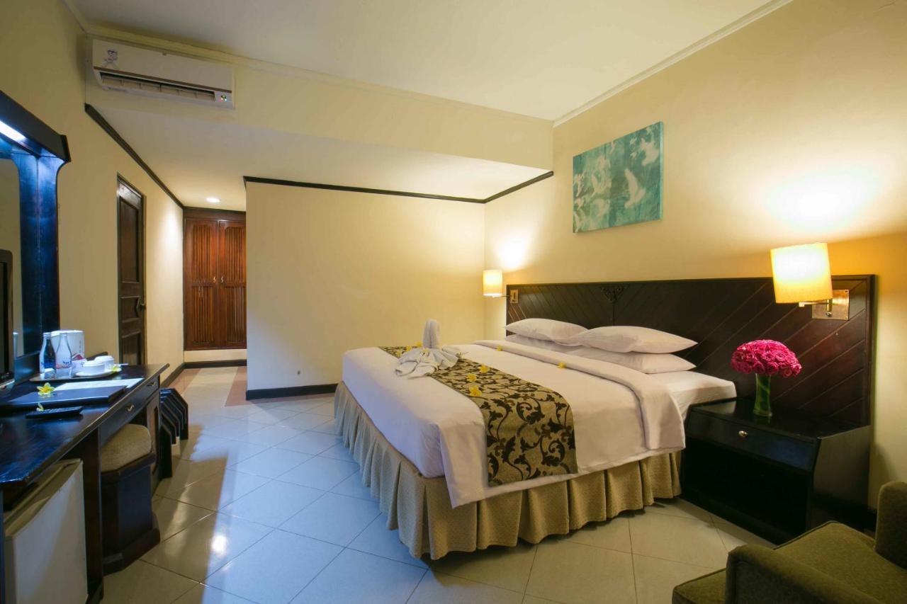 Legian Paradiso Hotel Exterior foto