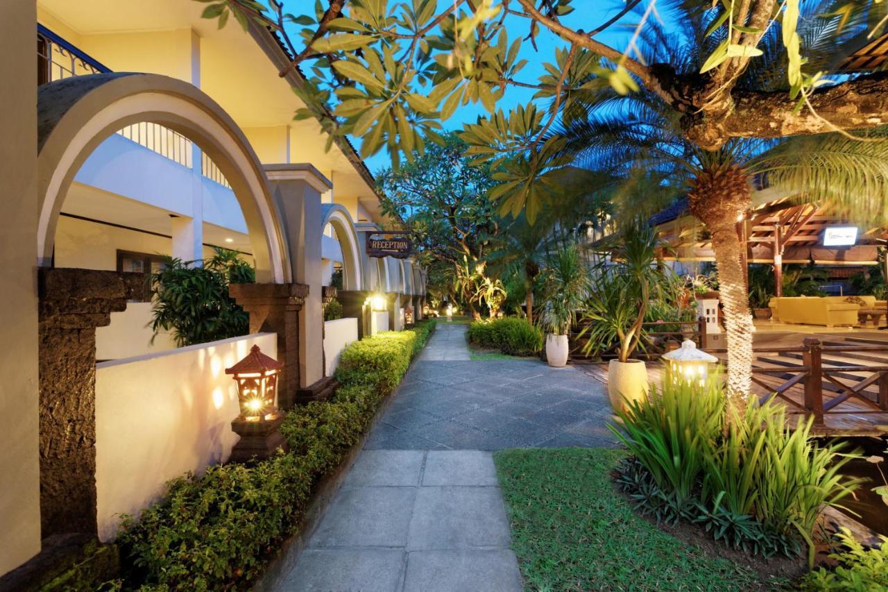 Legian Paradiso Hotel Exterior foto